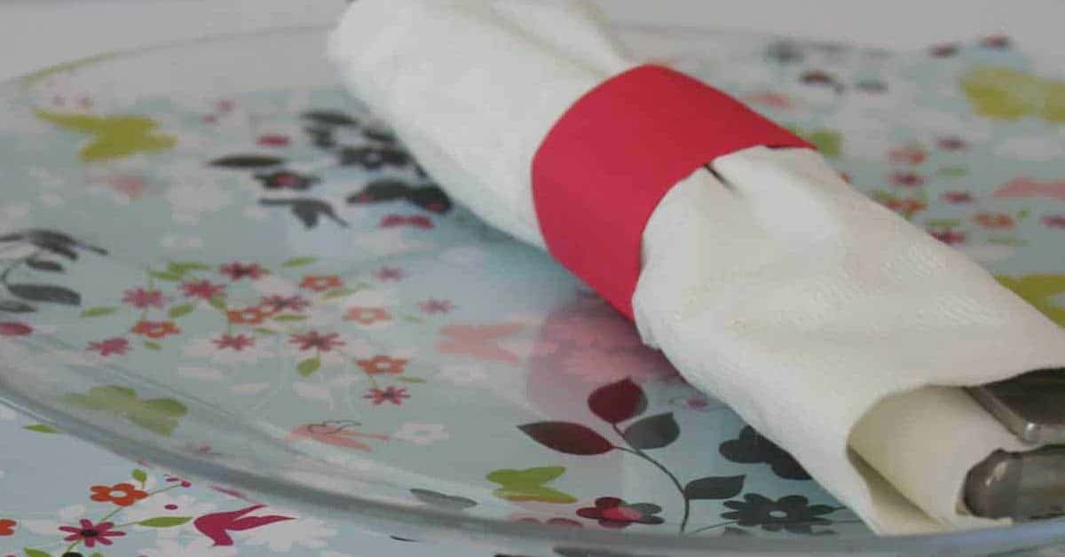 DIY Paper Placemats & Napkin Rings | Thoughtfully Simple