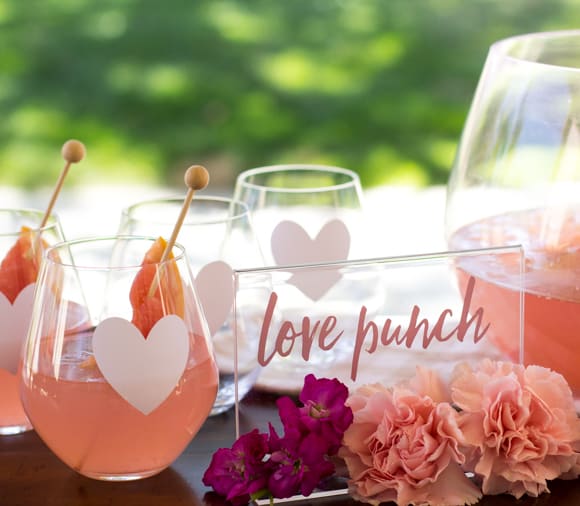 spring wedding ideas - themed cocktail