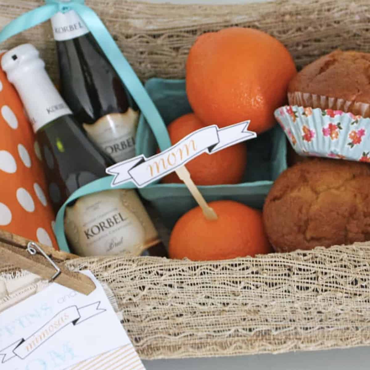 DIY Christmas Morning Mimosa Gift Basket